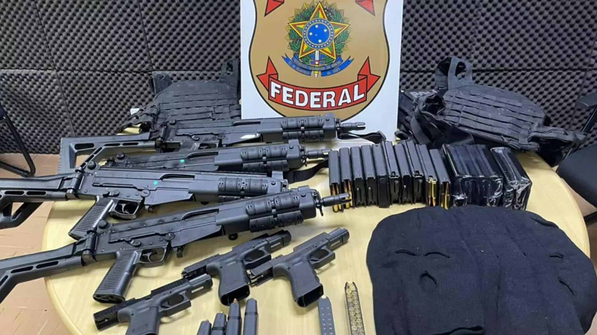 Armas apreendidas pela Polícia Federal. Foto: Divulgação