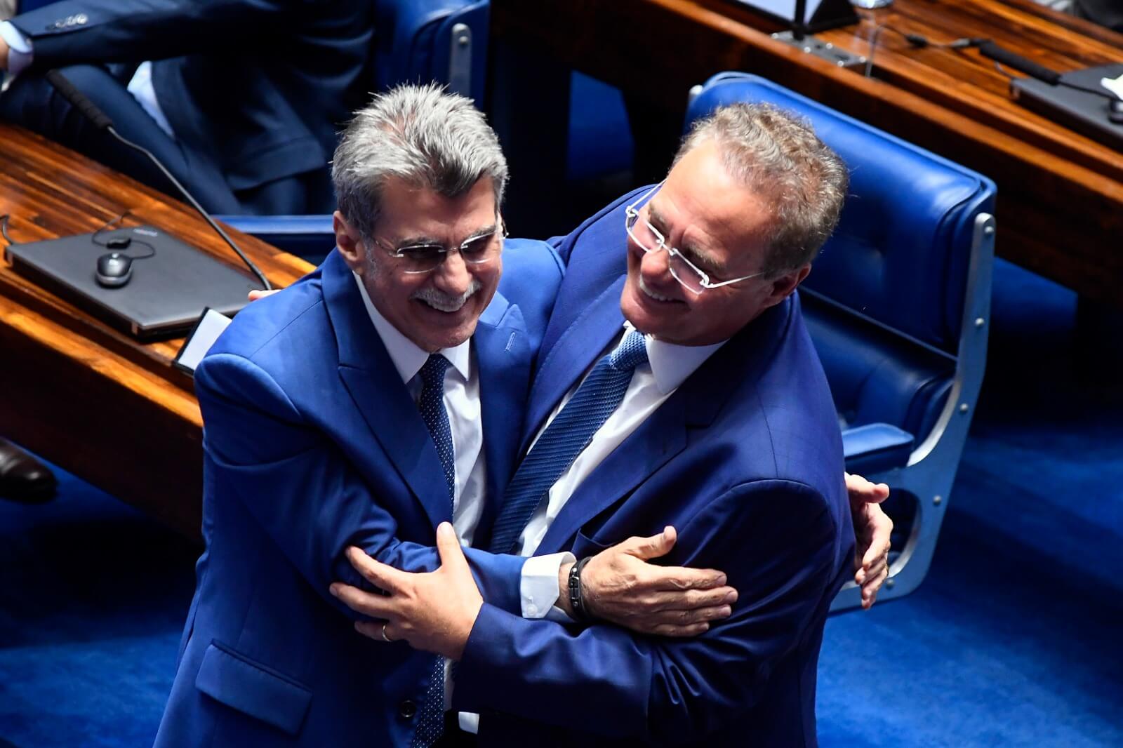 Romero Jucá e Renan Calheiros no Plenário do Senado Federal. Foto: Marcos Oliveira/Agência Senado