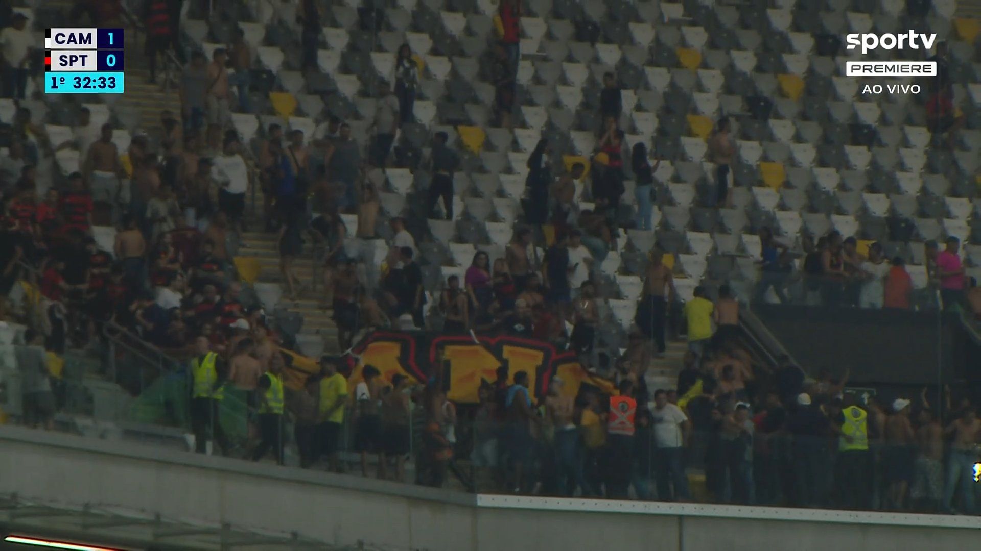 Torcidas organizadas do Sport e Atlético-MG brigam na Arena MRV durante partida