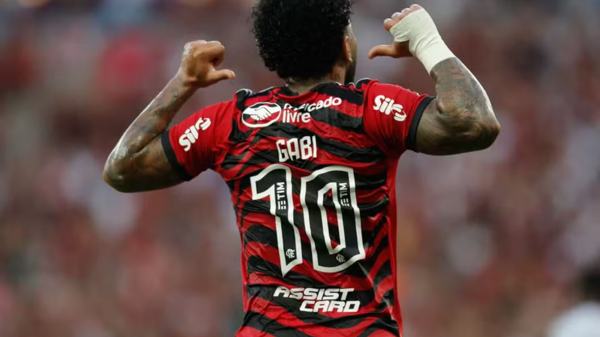 FLAMENGO retira a CAMISA 10 do GABIGOL após atleta aparecer com camisa do Corinthians