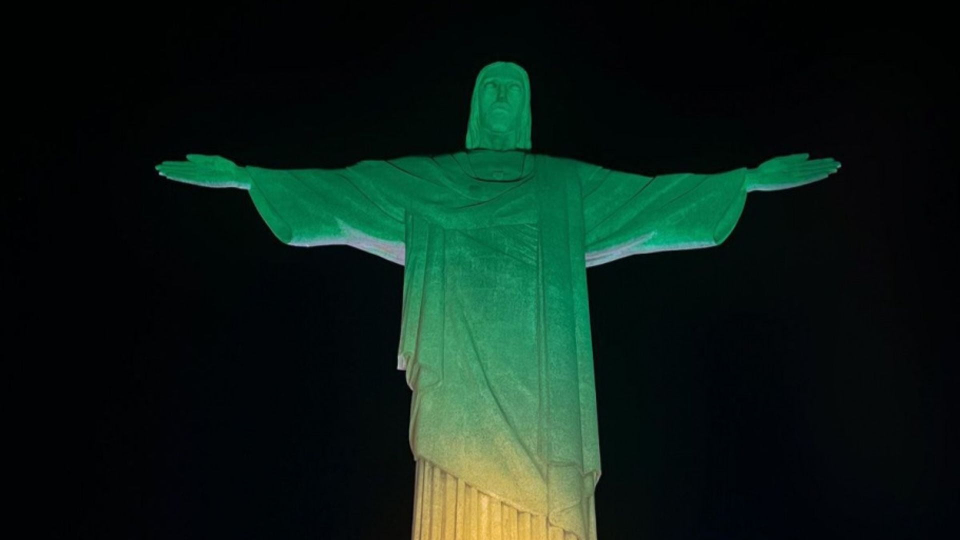 Cristo Redentor ganha as cores verde e amarela em celebração ao Mundial Feminino de 2027