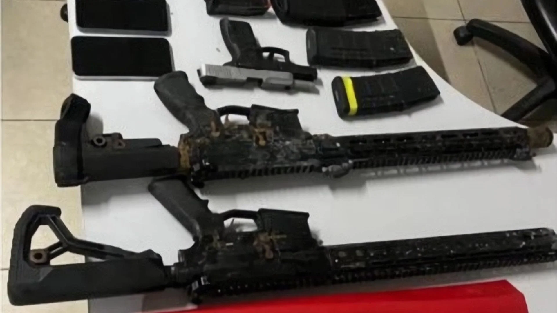 operação prende traficante de armas com fuzis e munições em Vitória de Santo Antão. Foto: Divugação