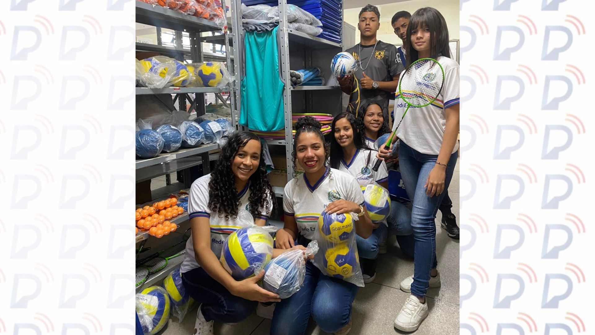 Governod e PErnambuco entrega kits esportivos nas escolas. Foto: Divulgação