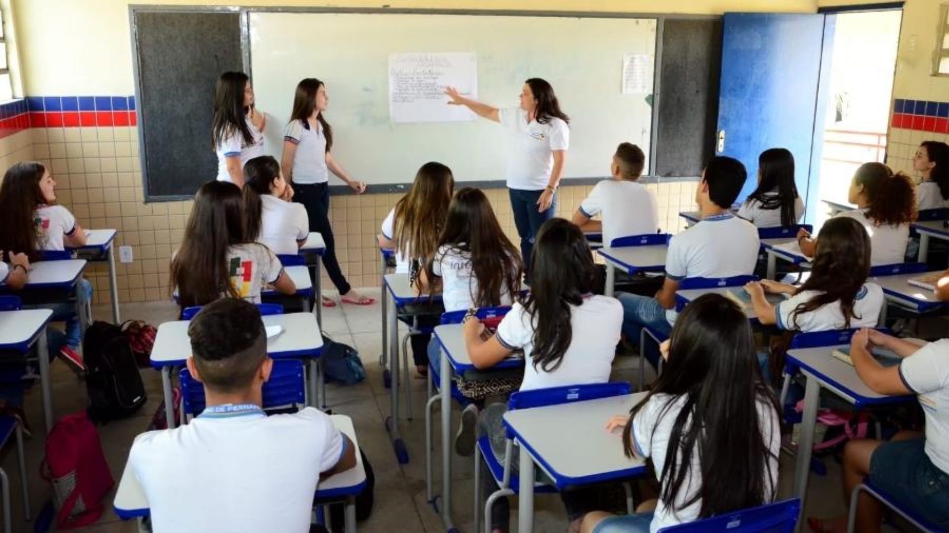 Pernambuco supera média nacional de alfabetização e atinge 59% na meta, revela Inep.