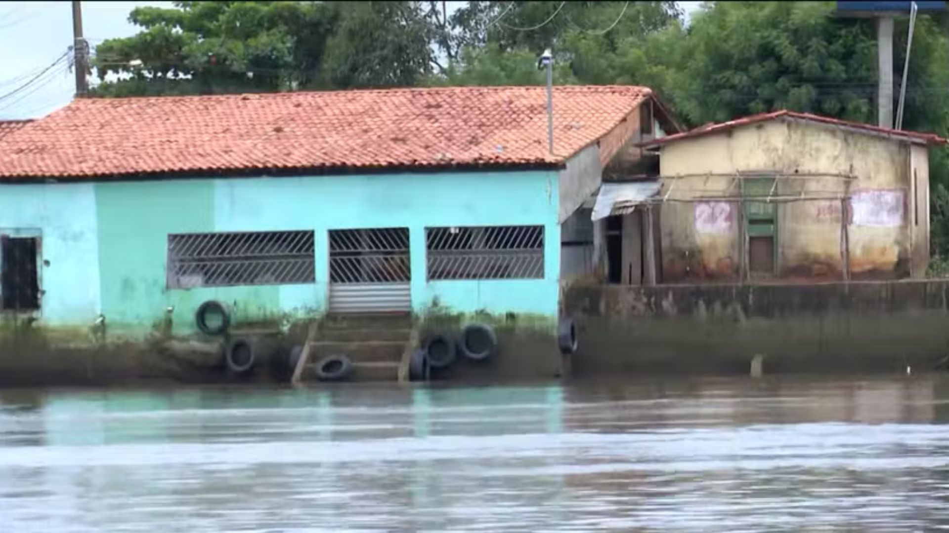 Sobe para 30 o número de cidades do MA em situação de emergência por causa das chuvas; mais de mil famílias estão desabrigadas. Foto: Reprodução/TV Mirante