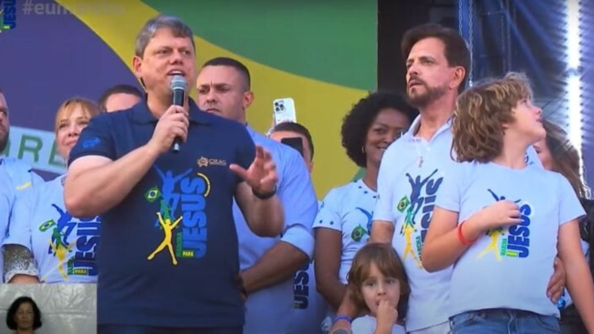 Chamado de futuro presidente do Brasil, Tarcísio abre mão de impostos sobre igrejas. Foto: Divulgação.