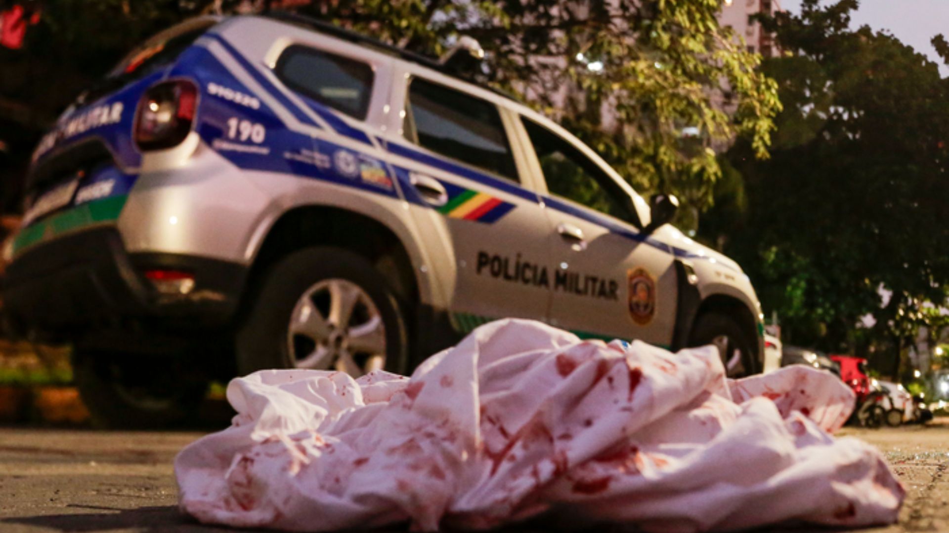 Facções ampliam violência com assassinatos em Pernambuco.