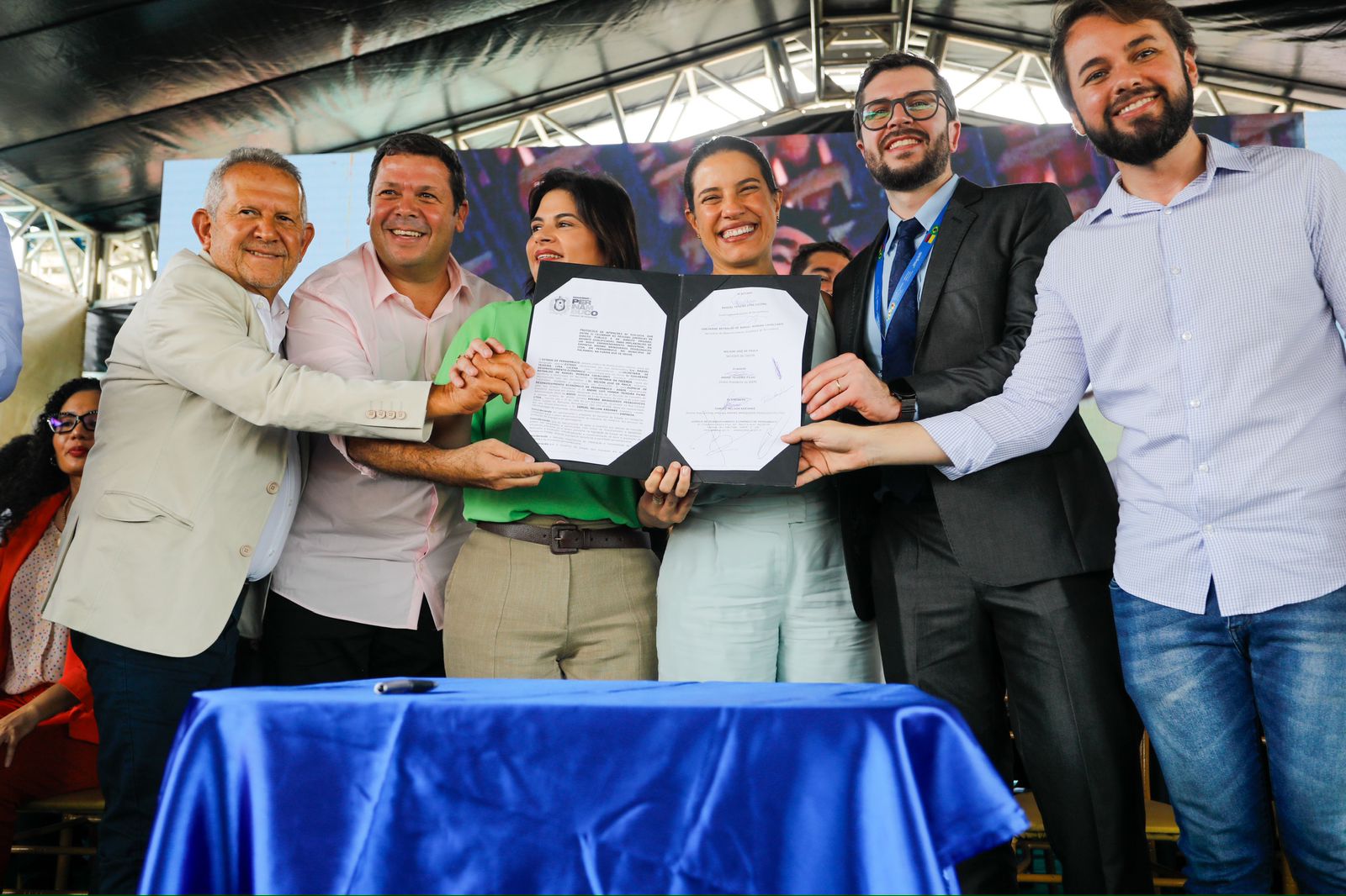 Governadora Raquel Lyra anuncia o Polo Empresarial de Palmares. Foto: Miva Filho/Secom