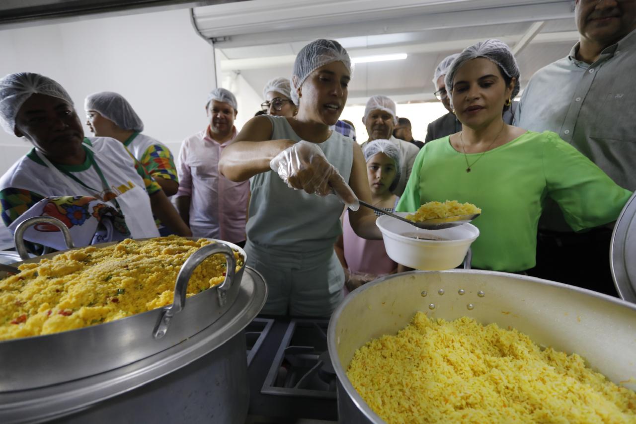 Governadora Raquel Lyra entrega nova unidade da Cozinha Comunitária. Foto: Miva Filho/Secom