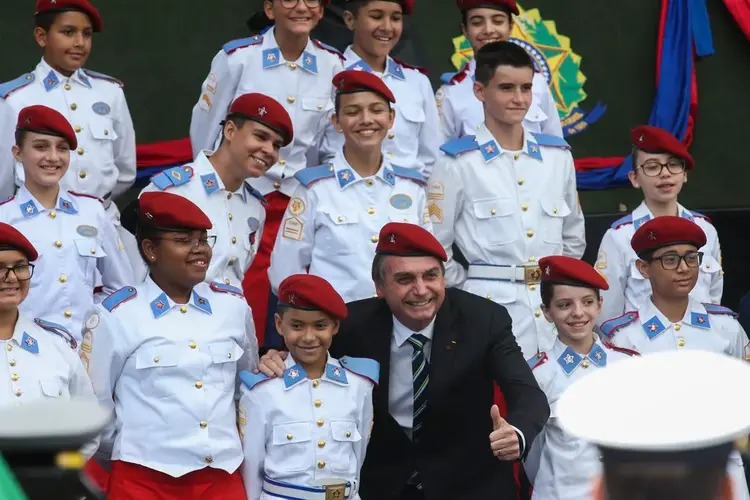 MPF diz que lei que implantou escola cívico-militar em SP fere Constituição