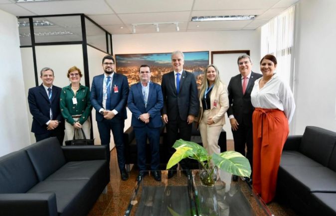 Representantes da CAIXA e da Procuradoria-Geral de Justiça (PE). Foto: Divulgação.