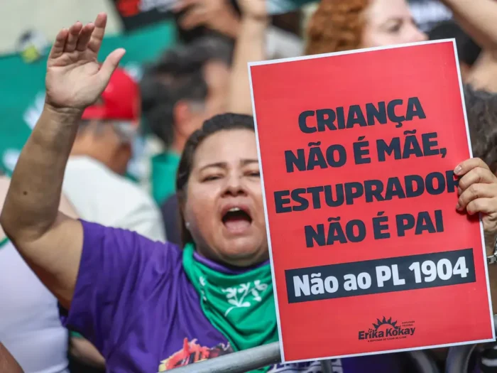 Pesquisa revela que 66% dos brasileiros são CONTRA PL sobre ABORTO, diz Datafolha