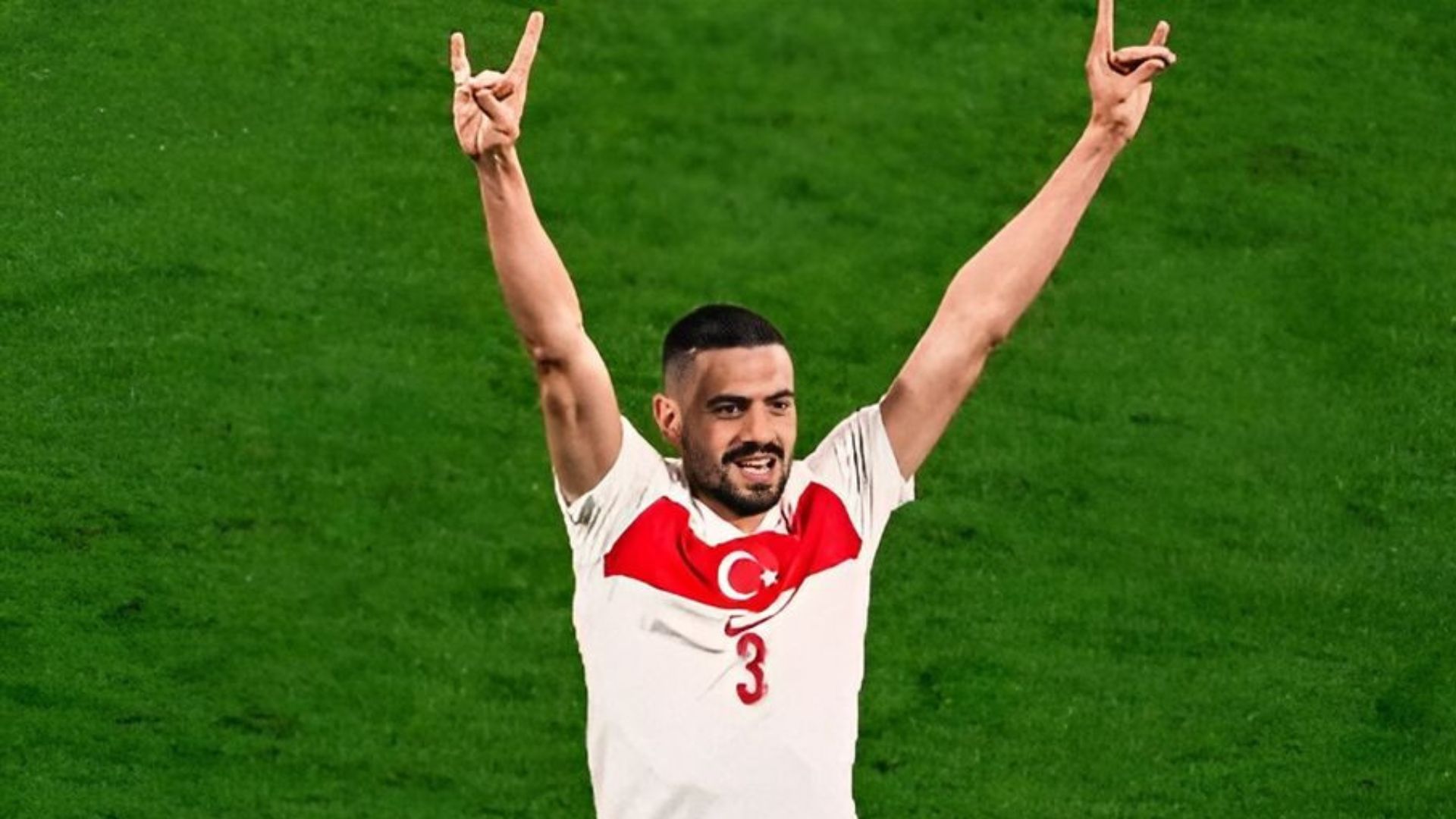 EUROCOPA: jogador turco que fez gesto de grupo EXTREMISTA é punido pela UEFA