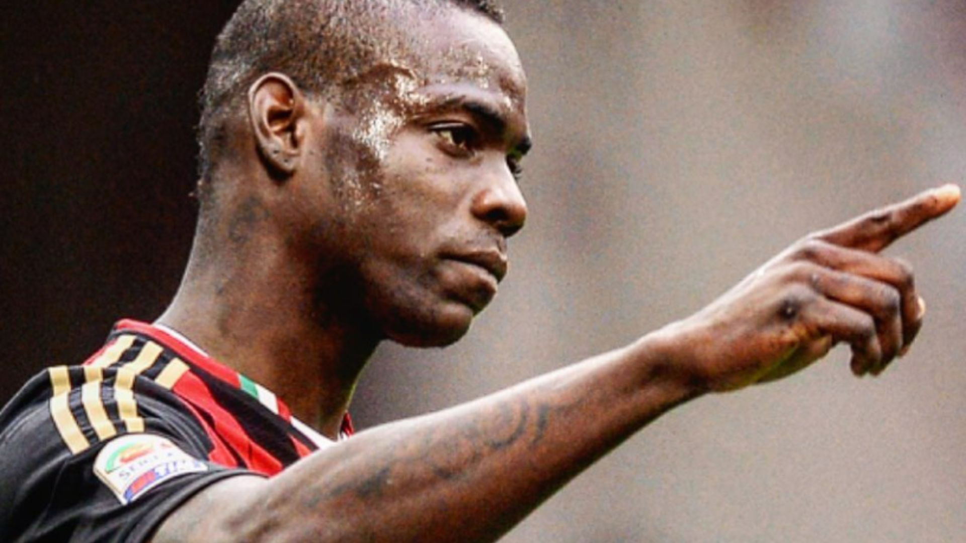 BALOTELLI NO CORINTHIANS? jogador está na mira do clube paulista e pode ser anunciado nos próximos dias. Foto: Reprodução / @mb459