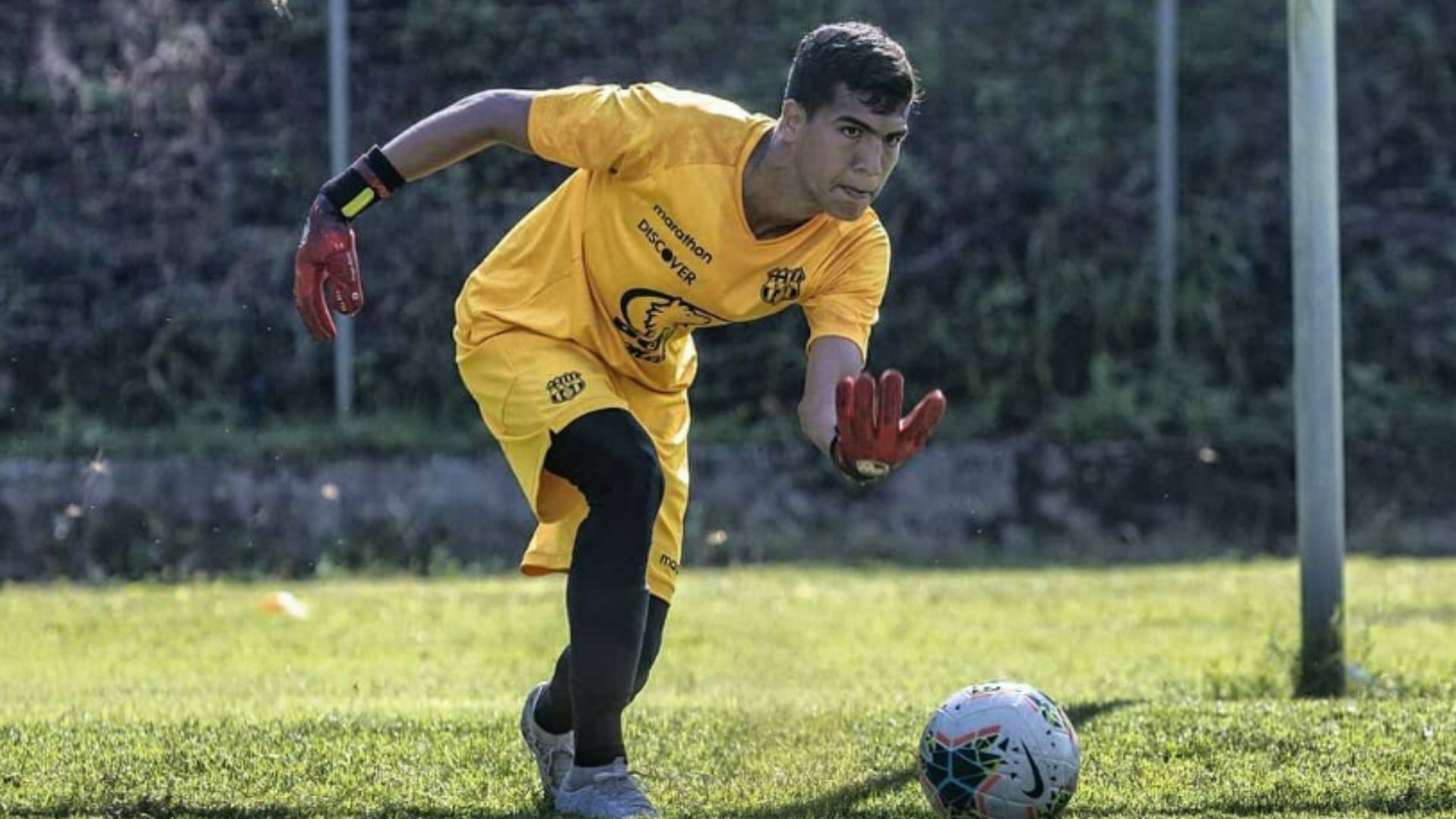 Goleiro morre um dia antes de partida contra o RB Bragantino, pela Copa Sul-Americana. Foto: Reprodução / @justincornejo_