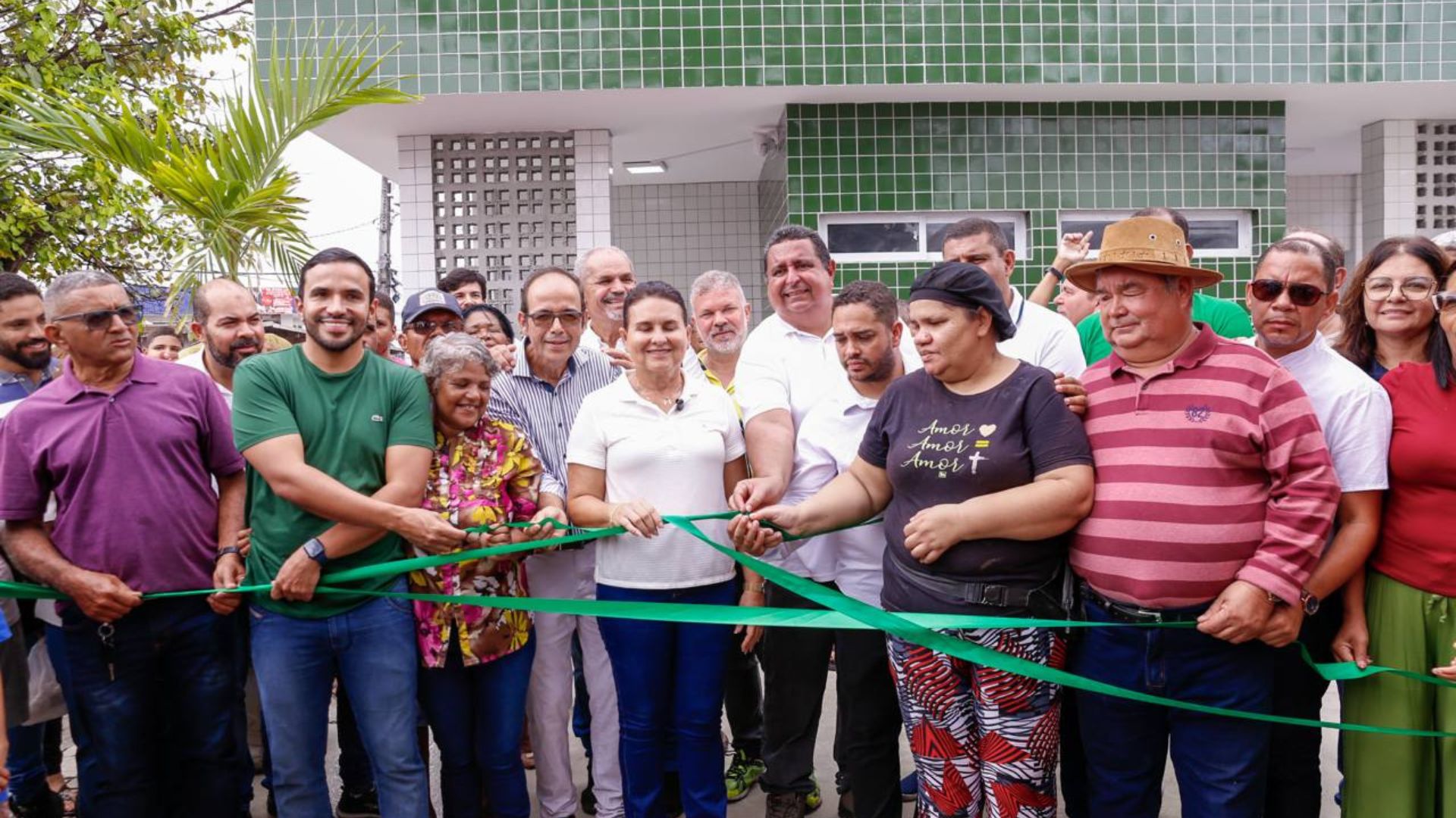 Em Igarassu, prefeita Elcione conclui outra etapa de revitalizações da Feira Livre.