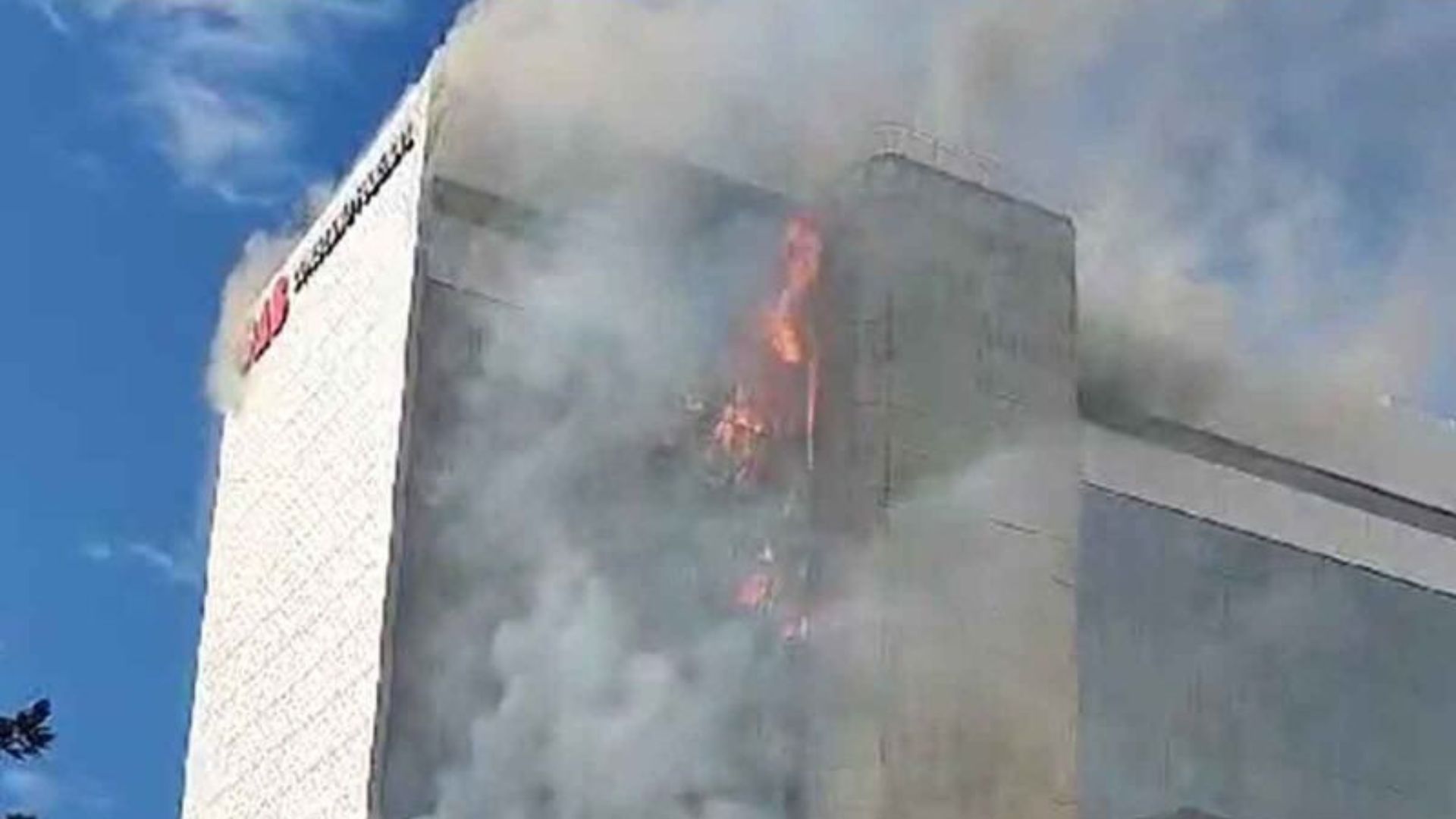 Incêndio atinge prédio da OAB . Foto: Reprodução