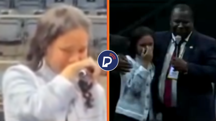 VÍDEO: Maria Marçal chora no palco em centenário da Assembleia de Deus; “eu não vou poder cantar”