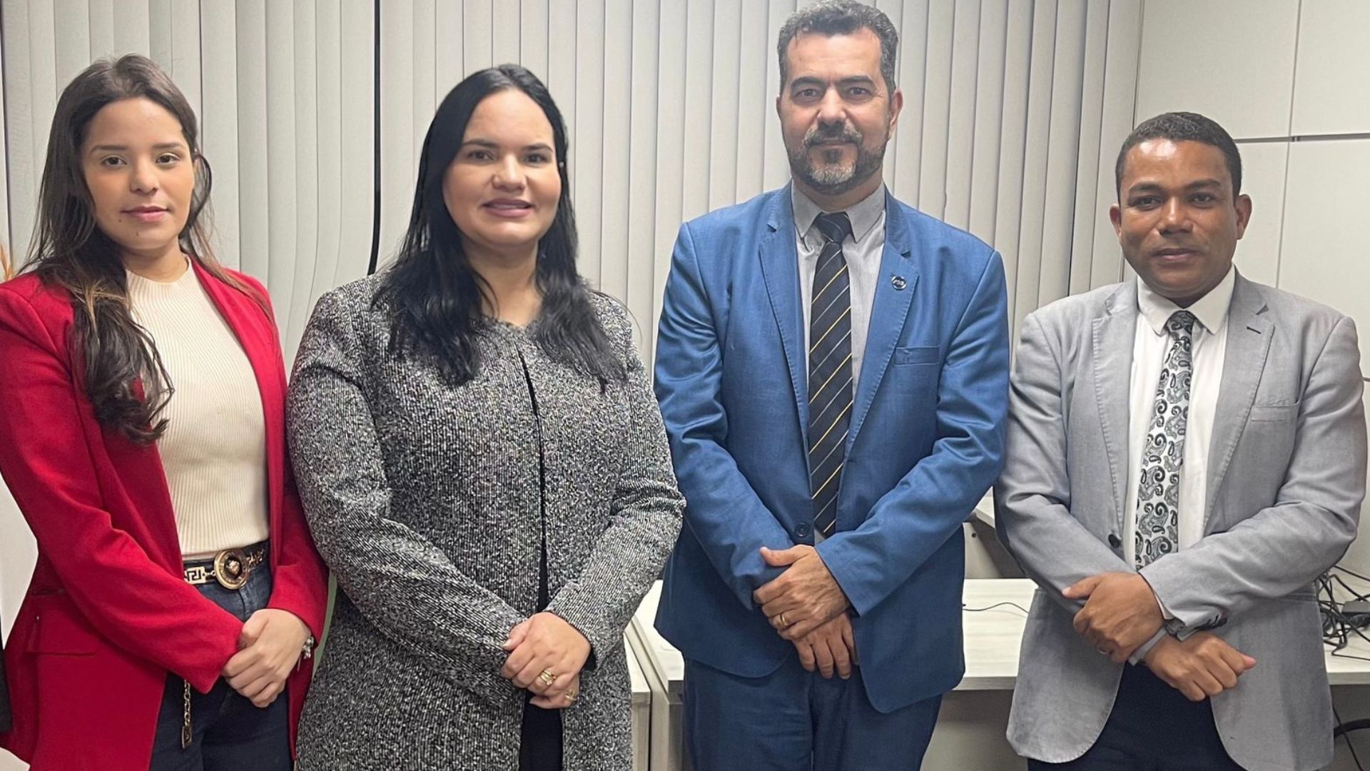 Deputada Michele Collins na reunião. Foto: Divulgação