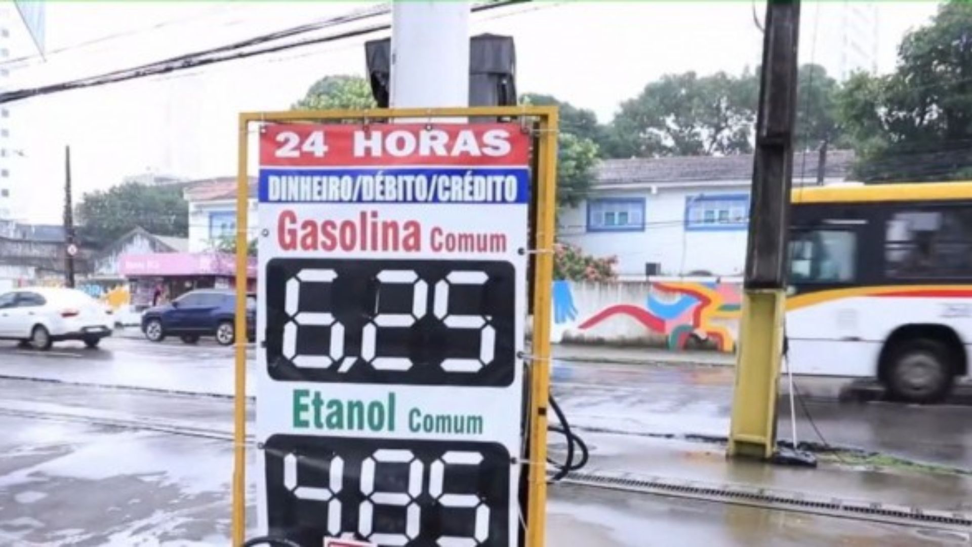 No Recife, preço da GASOLINA ULTRAPASSA R$ 6,00 o LITRO após reajuste da Petrobras.