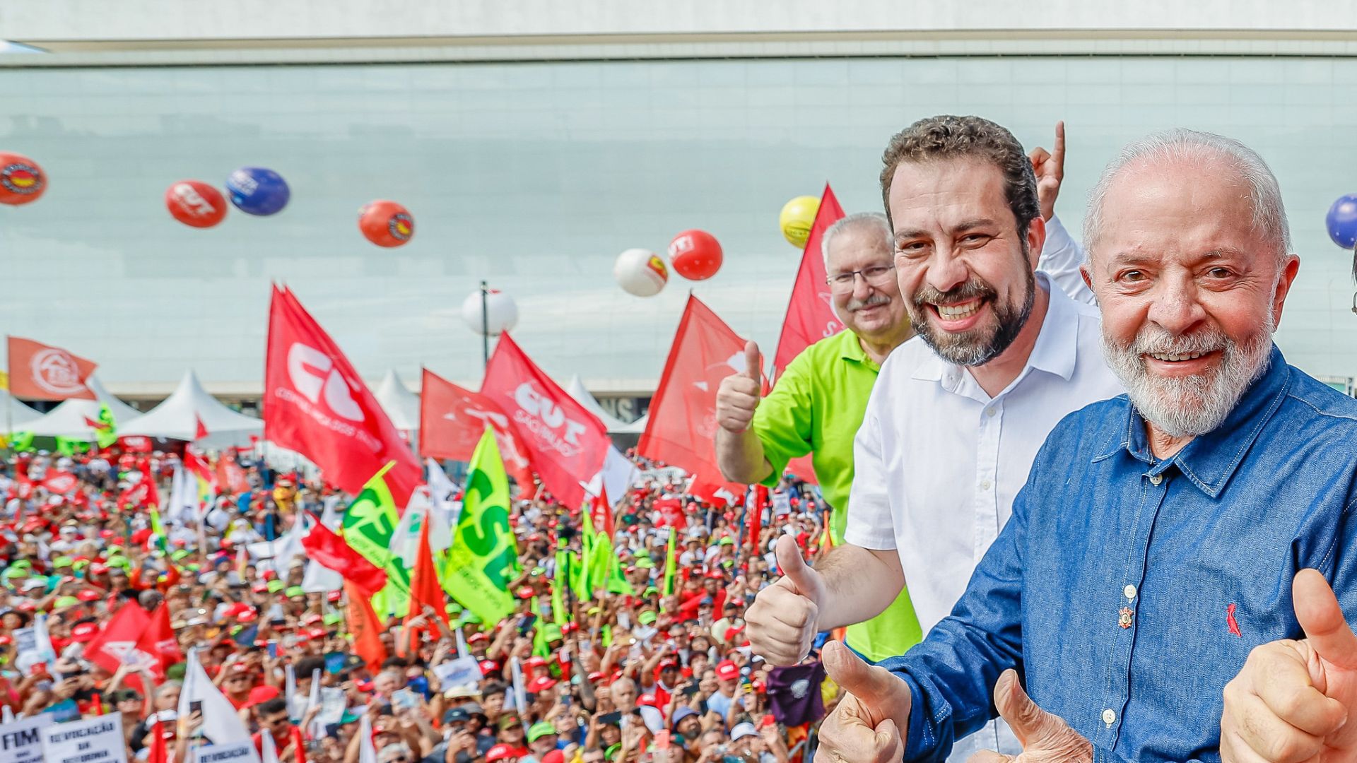 PT quer usar VERBA do FUNDÃO eleitoral para custear TOUR DE LULA contra expansão bolsonarista. Foto: Ricardo Stuckert / PR.