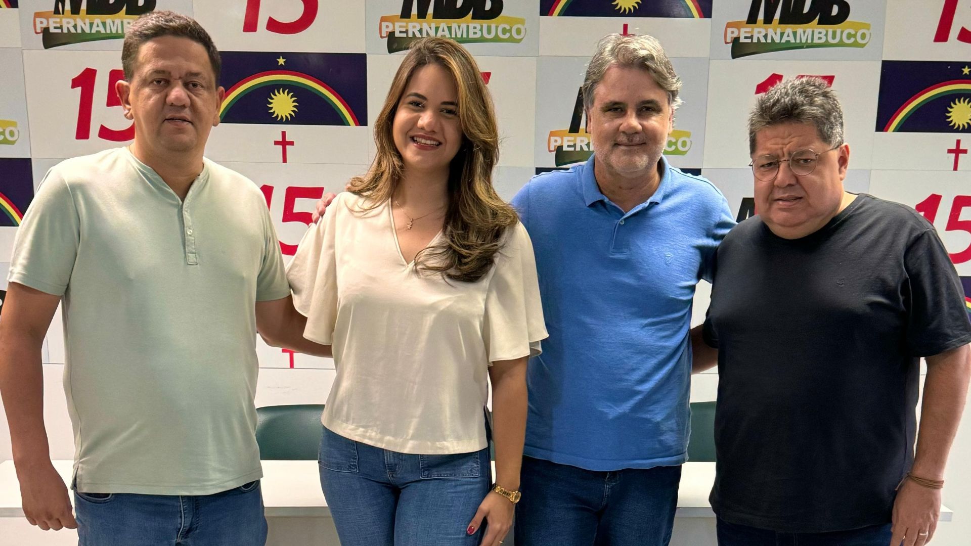 Presidente estadual do MDB, Raul Henry, declara apoio a Mirella Almeida em Olinda