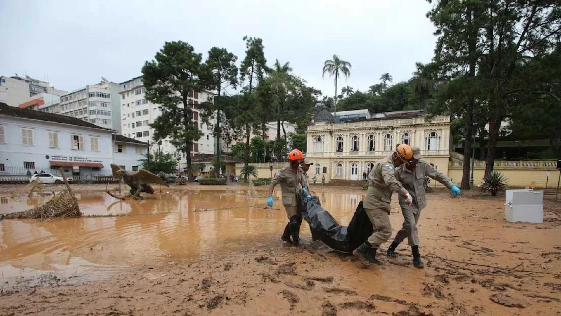 Rio Grande do Sul: número de mortos por enchentes sobe para 180, diz Defesa Civil.