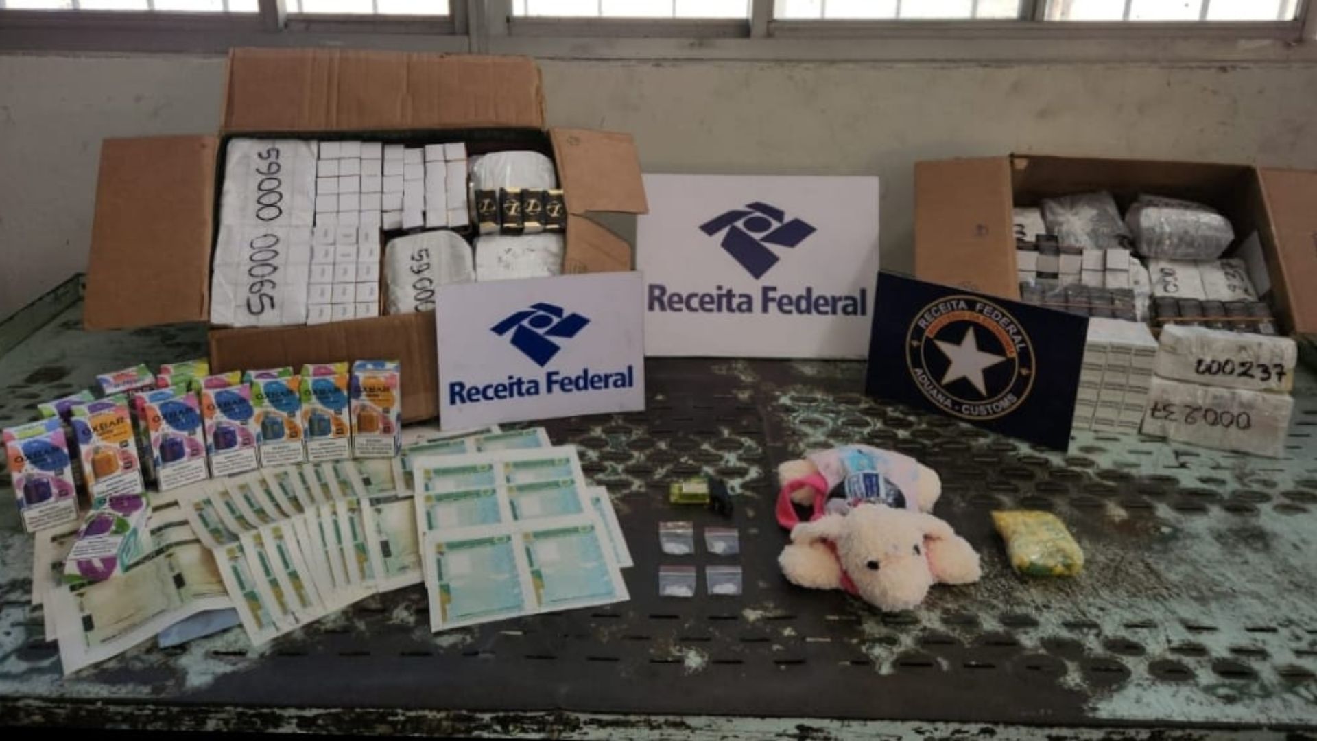 Receita Federal apreende drogas escondidas em gomas de tapiocas que iriam ser enviadas para Recife através dos correios.