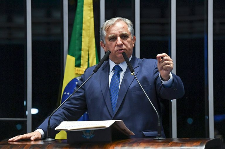 Izalci Lucas. Foto: Reprodução/Agência Senado.