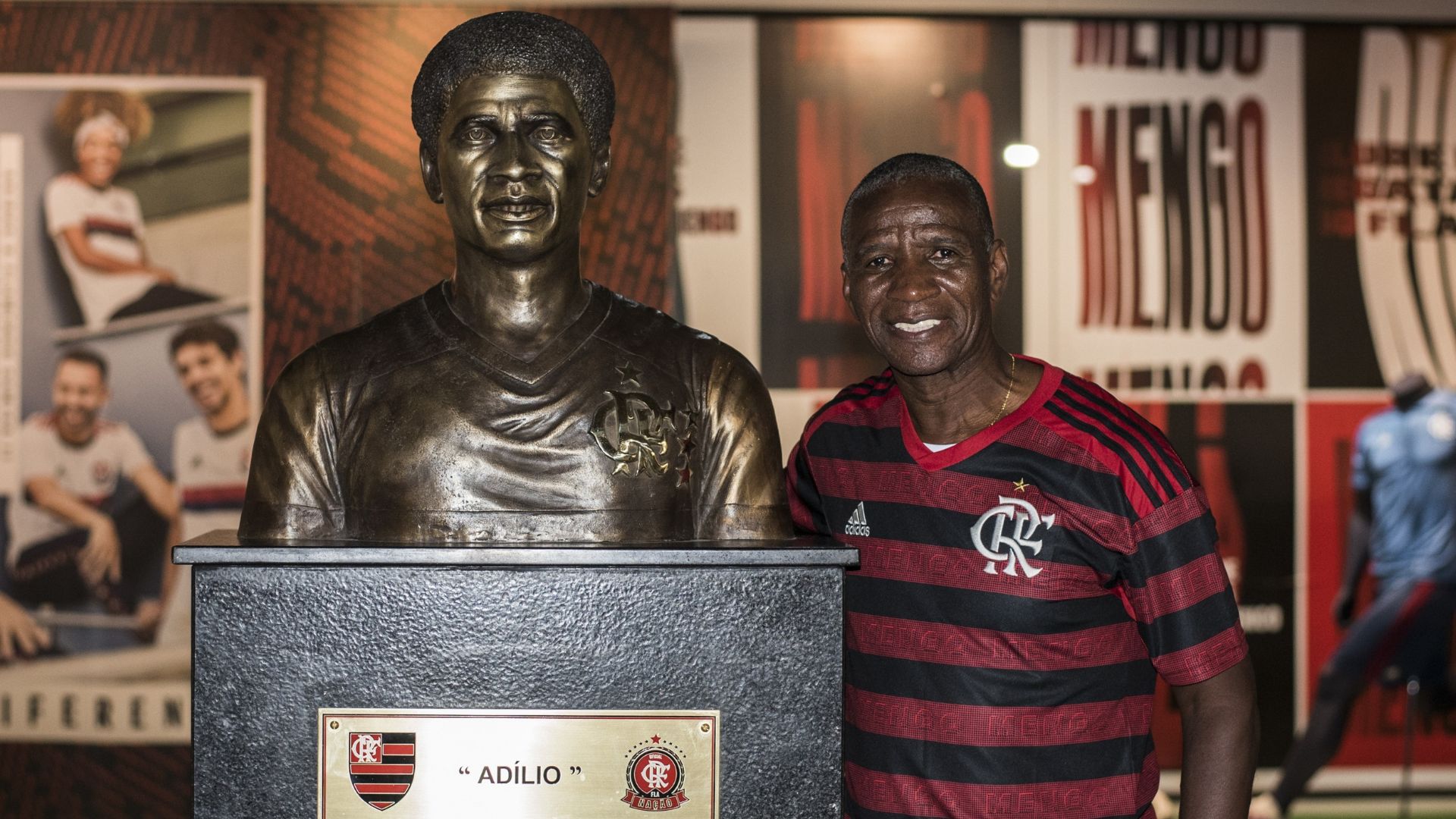 ADÍLIO, ídolo do FLAMENGO, é internado com quadro AVANÇADO de CÂNCER. foto: Paulo Reis / Flamengo.