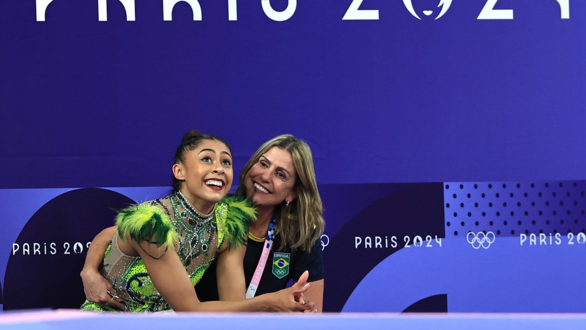 GINÁSTICA RITMICA: Bárbara Domingos brilha e garante vaga na final do individual geral