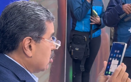 Vídeo: Maduro ataca WhatsApp e pede que apoiadores tirem aplicativo de seus celulares