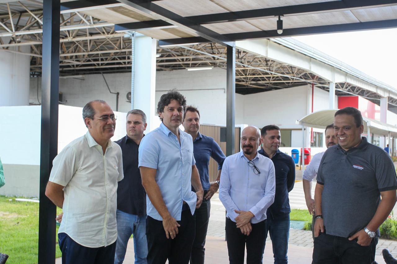 Encontro do prefeito Mano Medeiros com empresários em Jaboatão