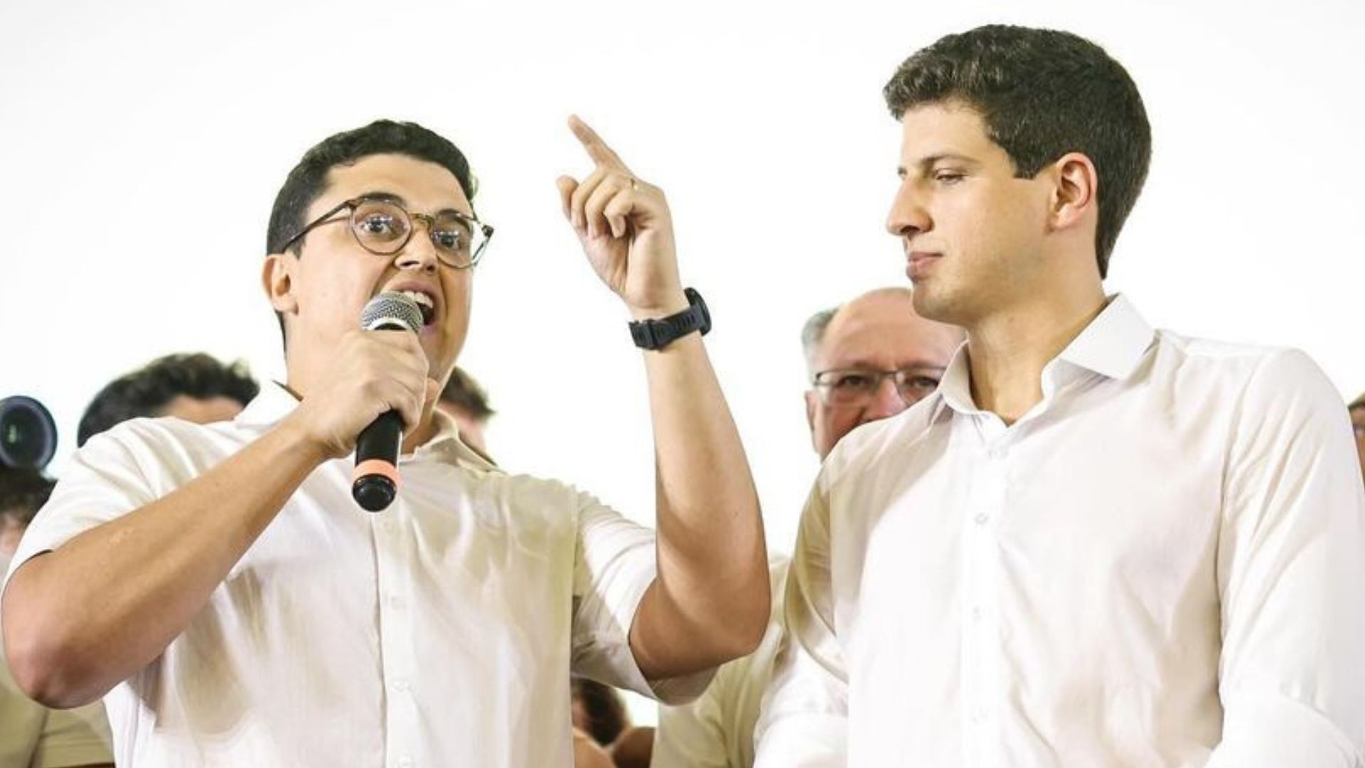 Victor Marques e João Campos. Foto: Rodolfo Loepert/PCR