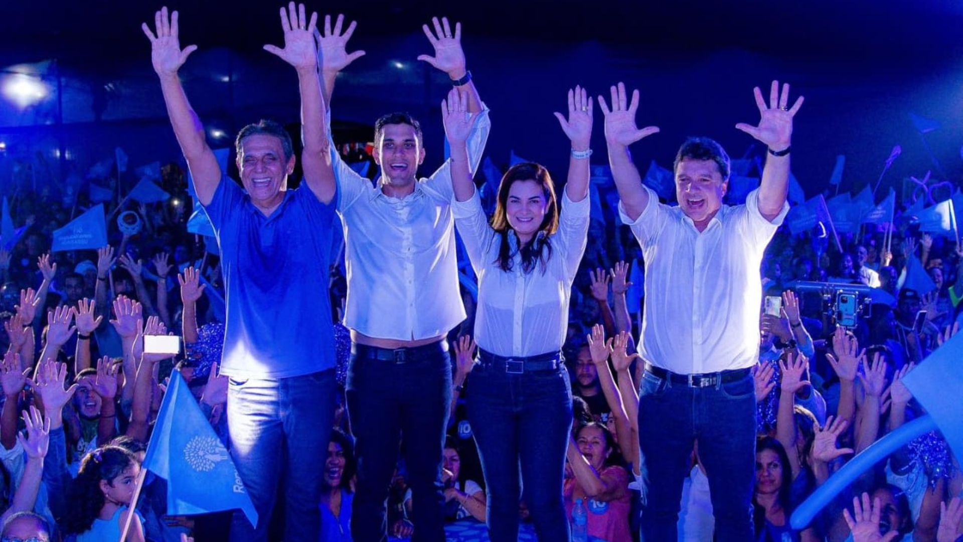 Miguel Ricardo homologa candidatura com Janaína Uchôa como vice em convenção.