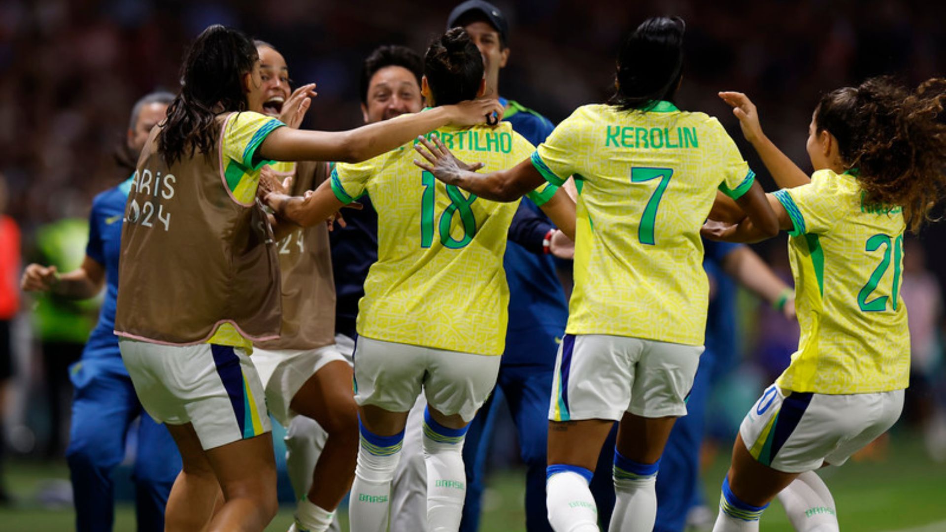 PARIS 2024: Brasil bate as donas da casa e avança para semifinal. Foto: CBF