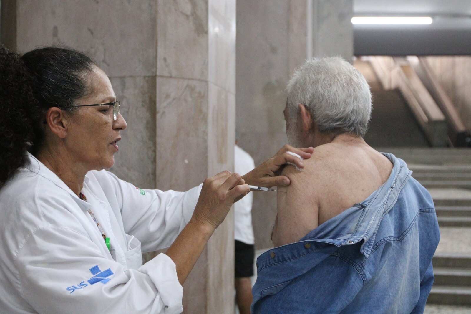 Vacinação contra Covid-19. Foto: Rovena Rosa/Agência Brasil