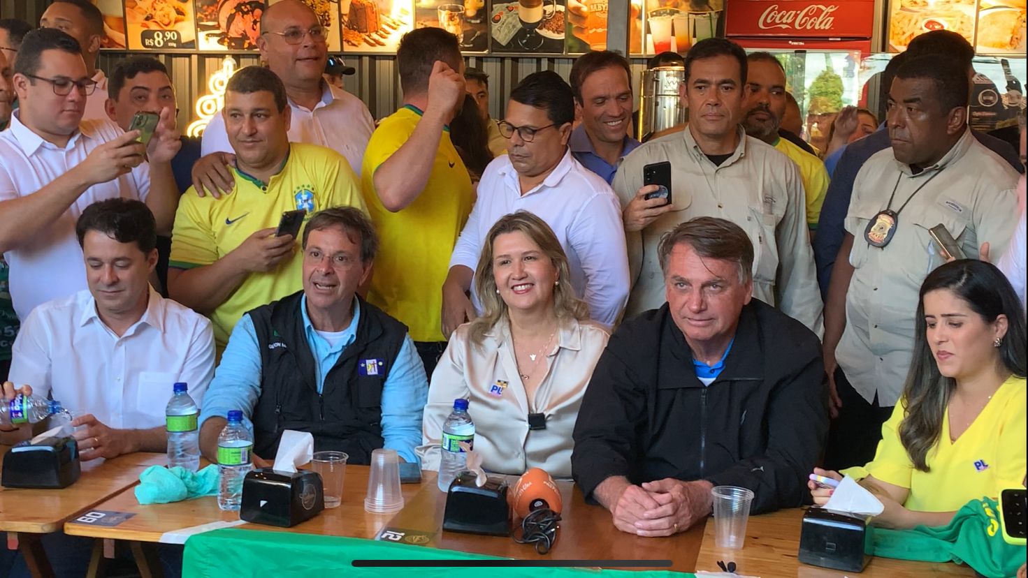 Jair Bolsonaro e Izabel Urquiza em Olinda. Foto: Portal de Prefeitura